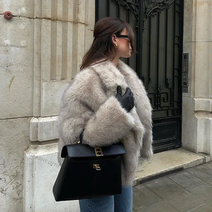 Chaqueta elegante de piel sintética con degradado para chicas de calle, abrigo de piel de zorro esponjoso de marca de moda de invierno para mujer, ropa exterior de lujo para mujer