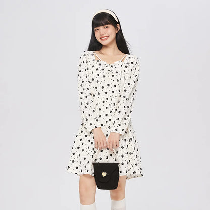 Dress Women Texture Fungus Edge Floral Dresses Temperament  Autumn New Waist Square Collar Dress