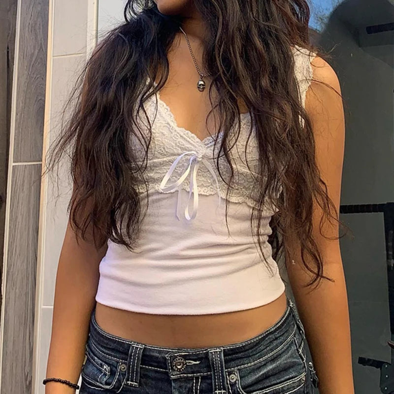 Camiseta sin mangas de encaje blanco con cuello en V y lazo kawaii para mujer, top corto sin mangas de verano, estilo Y2K, estilo vintage de hadas