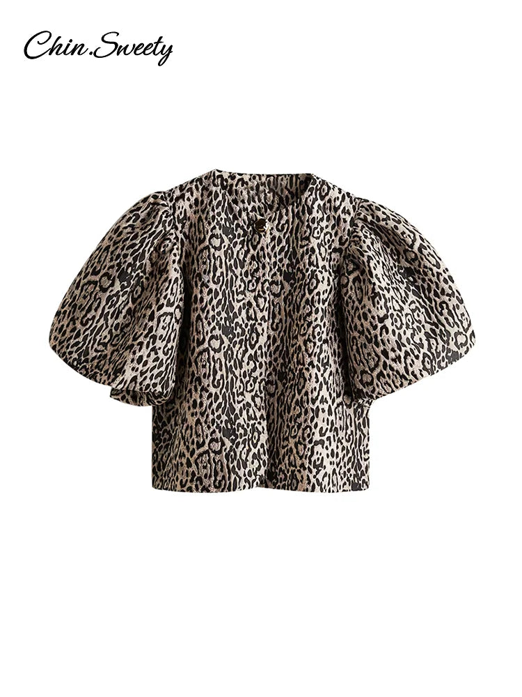 Blusas de manga abullonada con estampado de leopardo para mujer, blusas de verano 2025 con cuello redondo, botones sueltos, tops cortos que combinan con todo, ropa de calle de moda para mujer
