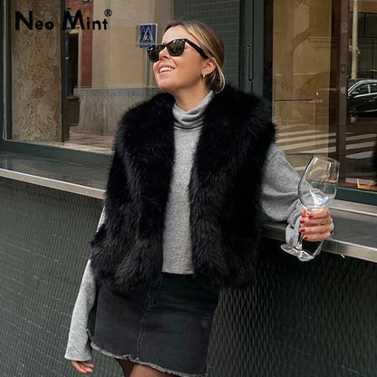 Faux Fur Vest Women  Winter Warm Fake Fox Fur Sleeveless Jacket Coats Chic Fluffy Waistcoat Autumn Outerwear Gilets
