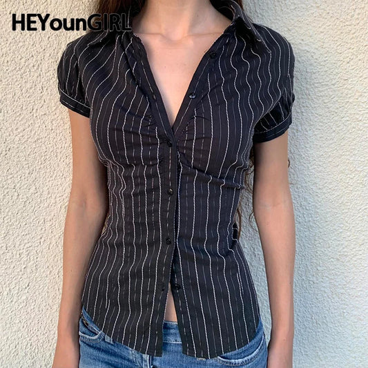 Camiseta con botones a rayas blancas y negras Y2K para mujer, top corto ajustado informal con mangas abullonadas y cuello vuelto estilo retro