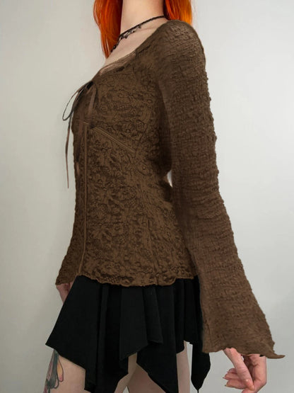 Blusa de manga larga marrón con escote en V y ribete de encaje Hotsweet, con lazo y mangas acampanadas, estilo elegante Y2k para otoño.