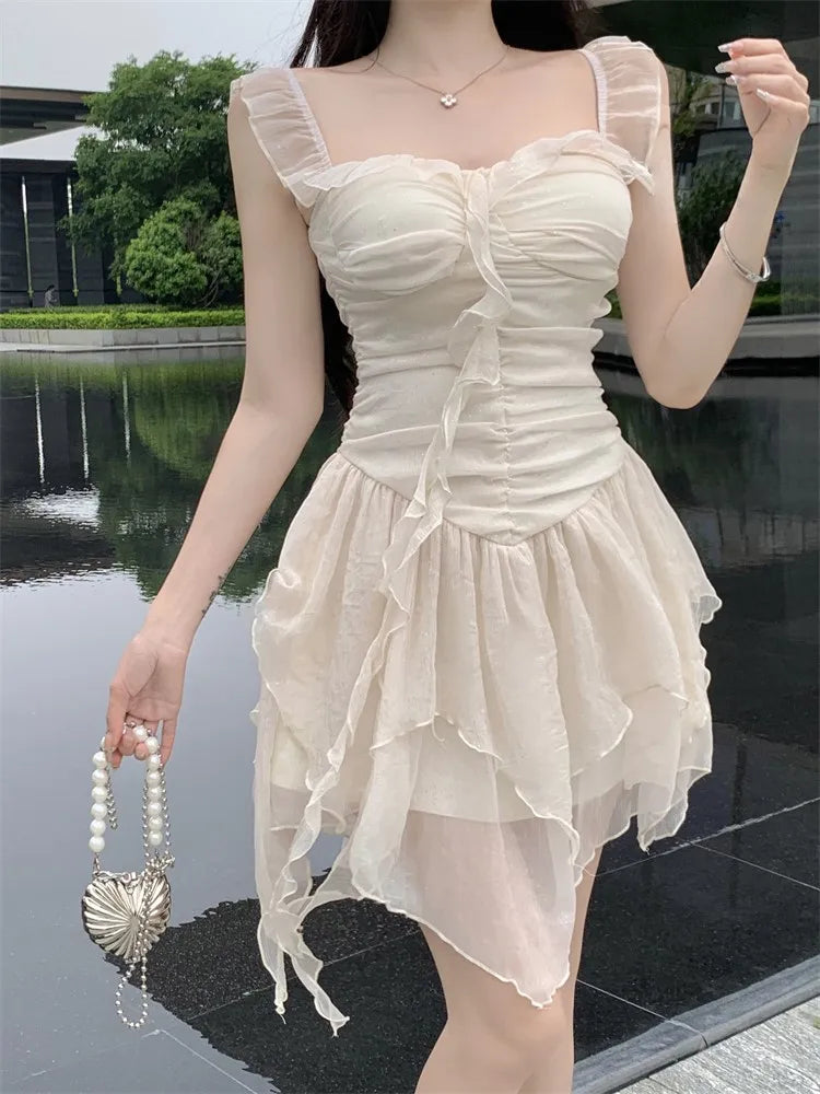 Vestidos cortos con volantes irregulares Y2K para mujer, tirantes finos, cintura alta, corte A, verano, nueva moda coreana, vestido de fiesta de una pieza