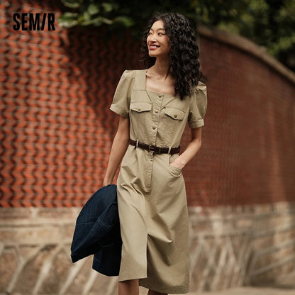Vestido de verano para mujer, con escote cuadrado y abertura, estilo utilitario lavado con sal y aires vintage.