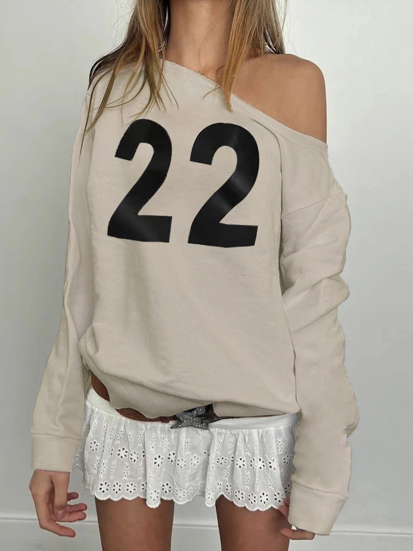 Sudadera holgada informal con estampado de figuras para mujer, otoño e invierno, nueva moda, con hombros descubiertos y cuello oblicuo, ropa de calle