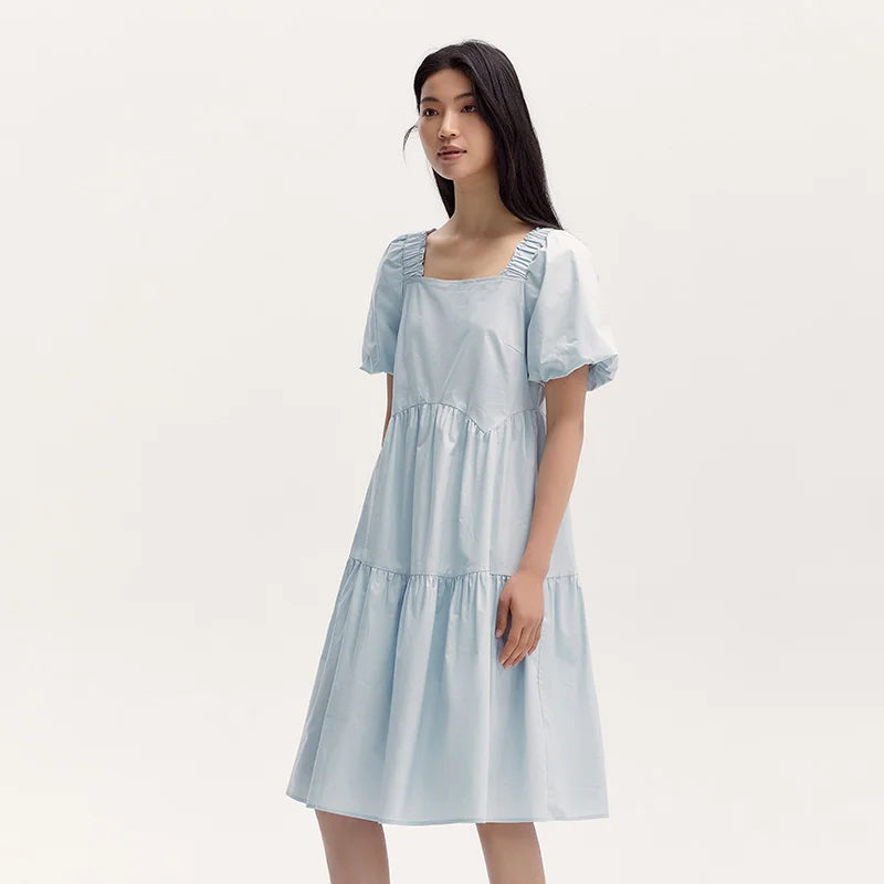 Vestido de mujer de estilo suave y femenino con ribete de volantes y escote cuadrado, nuevo vestido de verano con mangas abullonadas.