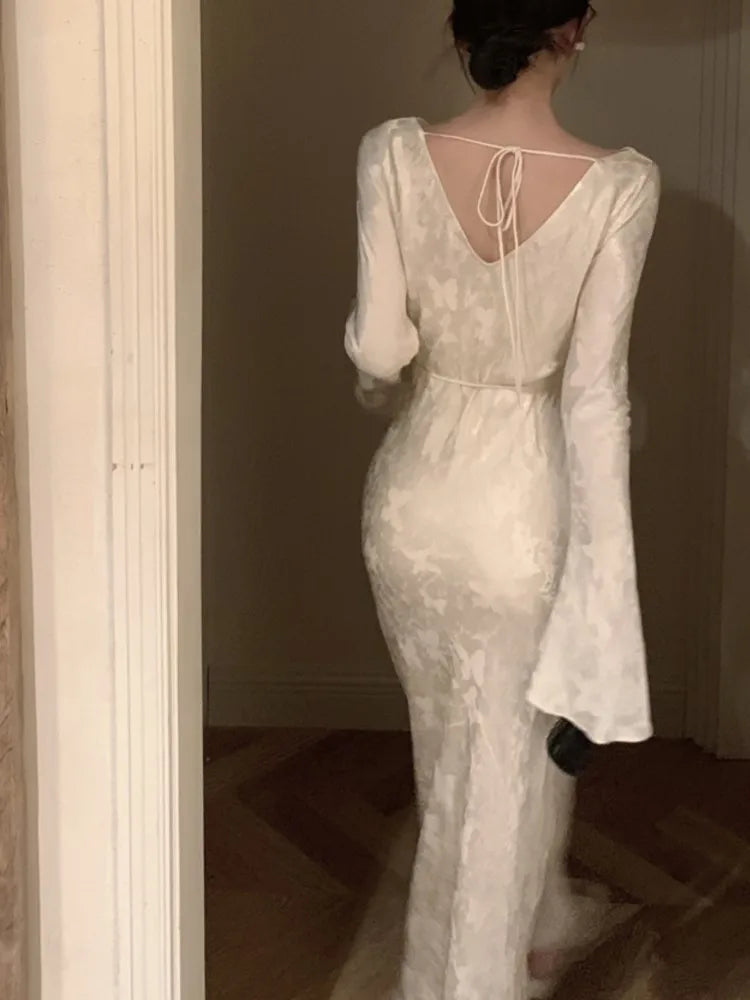 Vestidos de noche de boda ajustados de otoño para mujer, vestidos de fiesta de graduación vintage franceses con mangas acampanadas y cuello halter, vestidos midi para mujer, nuevos