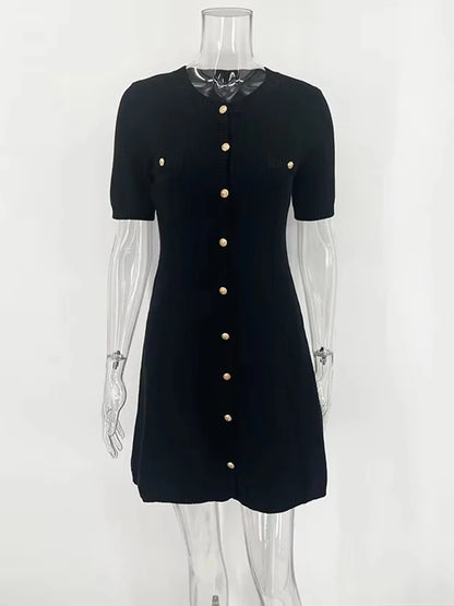 Vestido mini de punto elegante blanco para mujer, con botones de metal, sexy, ajustado, acanalado, para fiesta y otoño.