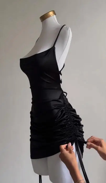Europa y Estados Unidos explosivo nuevo vestido transfronterizo verano alto sentido encaje sexy halter bolsa de especias falda de cadera