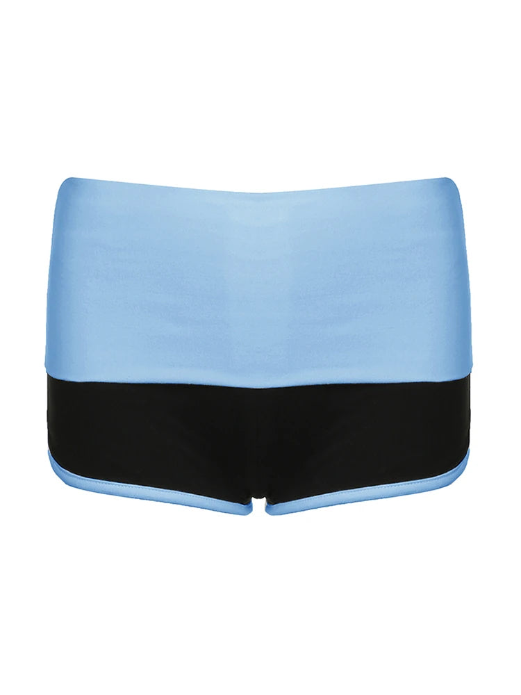 Shorts casuales ajustados con diseño de patchwork en contraste para mujer