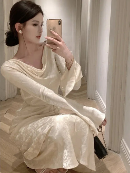 Vestidos de noche de boda ajustados de otoño para mujer, vestidos de fiesta de graduación vintage franceses con mangas acampanadas y cuello halter, vestidos midi para mujer, nuevos