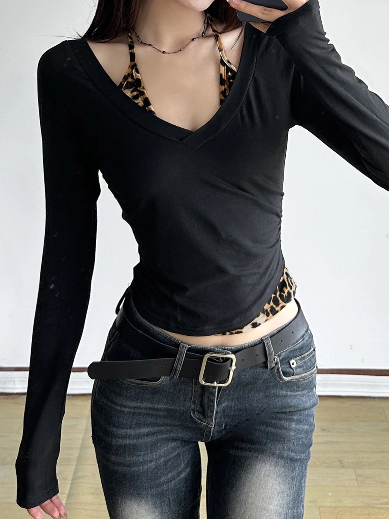 Camiseta de dos piezas con estampado de leopardo y parches de leopardo para mujer, diseño sexy y ajustado de manga larga, blusas y camisas nuevas de moda