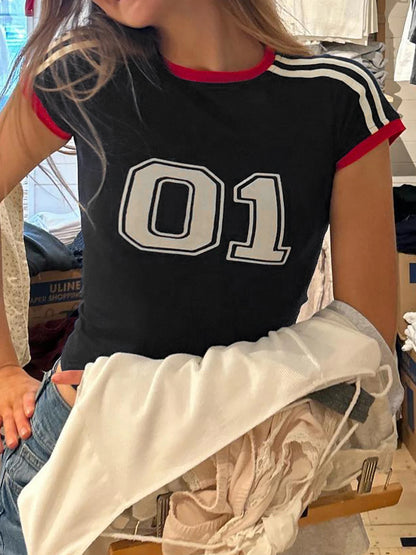 Camiseta de manga corta con estampado digital Y2K para mujer, con ribete en contraste, cuello redondo, ajustada, informal, estilo preppy, deportiva, de fútbol