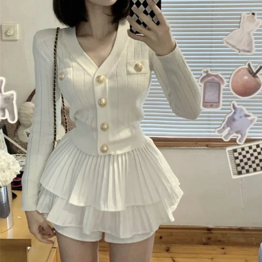 Conjunto de falda de dos piezas de punto de moda coreana de otoño para mujer, suéter informal de un solo pecho con cuello en V y minifalda con volantes, nuevos conjuntos Y2K