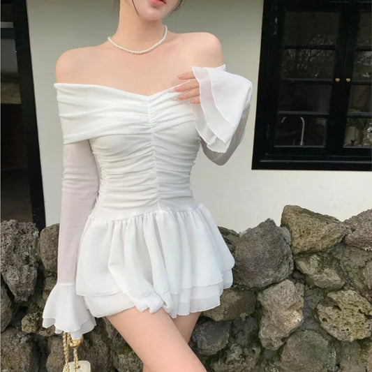 Elegantes minivestidos blancos para mujer, cuello halter, mangas acampanadas, cintura estrecha, volantes, corte en A, moda coreana, vestidos cortos para mujer, nuevo