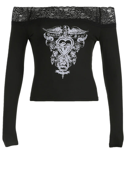 Camiseta negra Y2K ajustada con hombros descubiertos, manga larga, estampado grunge oscuro, ribete de encaje y cuello oblicuo para mujer