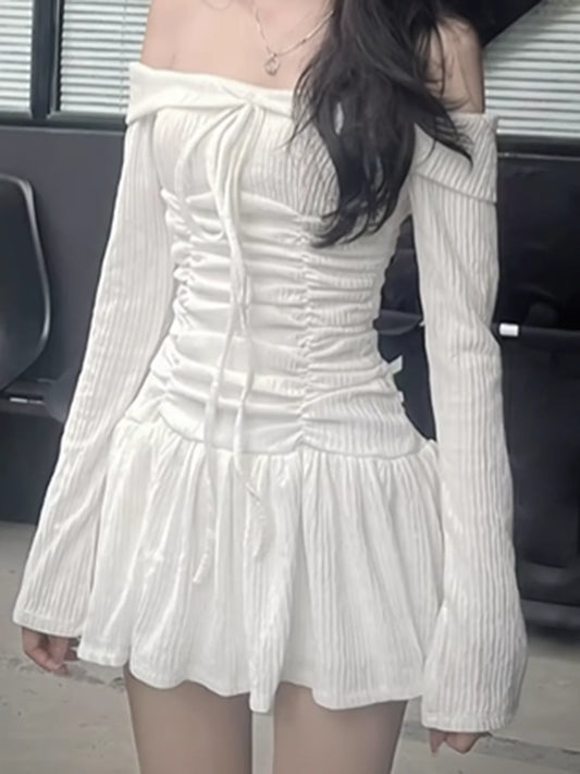 Vestido blanco elegante de manga larga con cuello oblicuo y corte A para mujer, moda coreana, cintura estrecha, sencillo y dulce, estilo japonés.