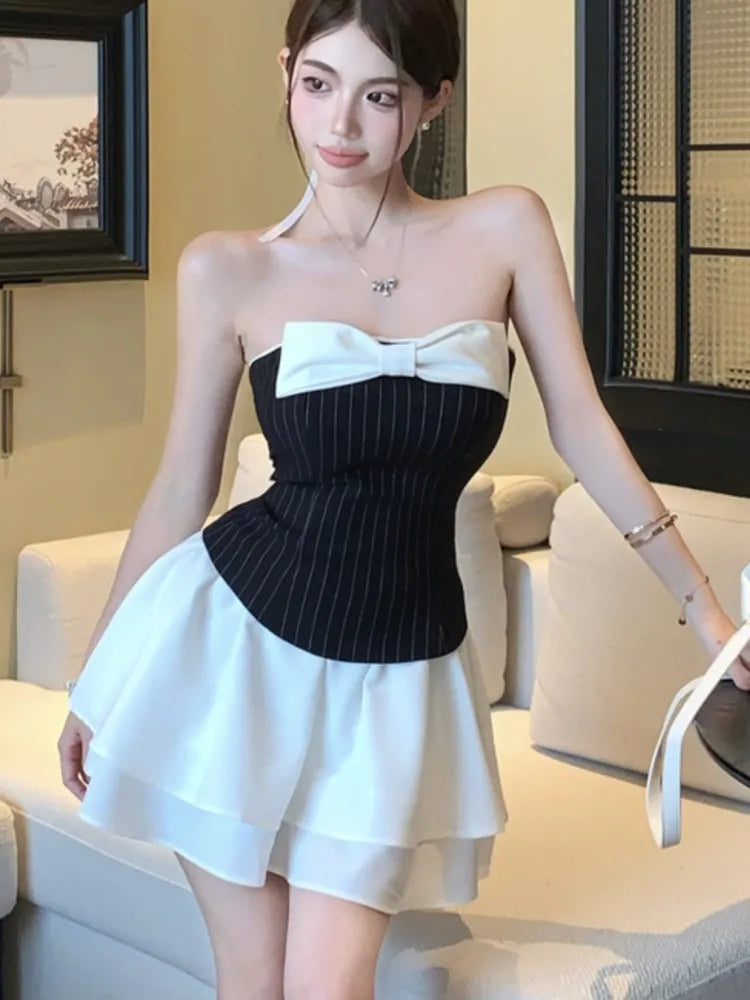 Vestidos cortos sexis de retazos a rayas para mujer, sin tirantes, con capas, volantes, corte A, con lazo, para fiesta de cumpleaños, moda coreana.