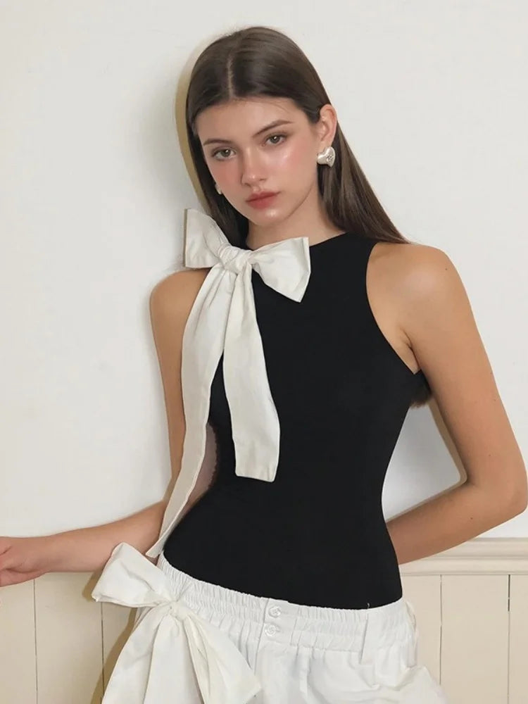 Body sexy con lazo, lencería de color contrastante, conjunto de una pieza para festival, sin mangas, tops negros femeninos, ropa Y2K para mujer