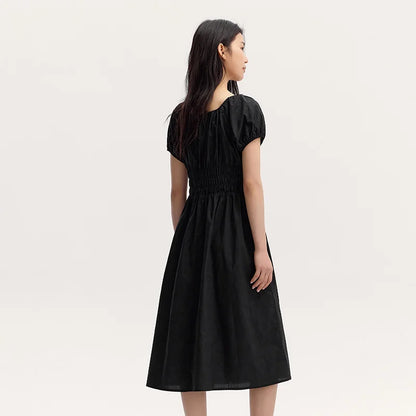 Vestido de mujer suave y elegante de verano nuevo estilo francés cuello cuadrado cintura ceñida longitud media fresco