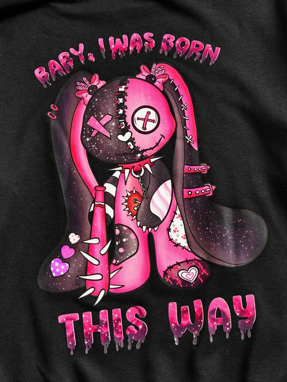 Oso títere rosa con una apariencia adorable y aterradora. Sudadera con capucha de forro polar cálido para mujer, ropa informal de calle, estilo hipster, holgada.