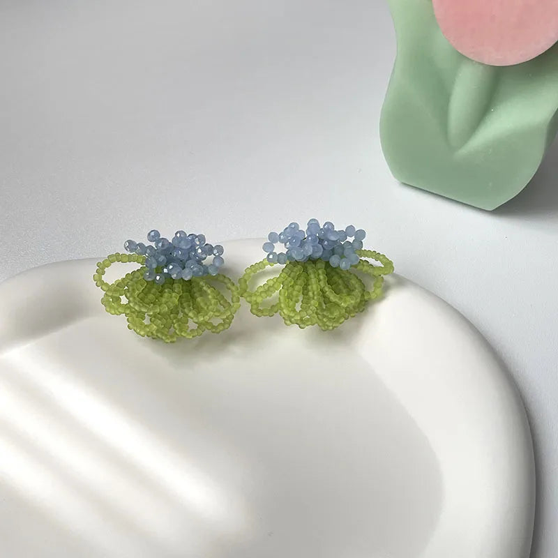 Pearl Crystal Fringed Flower Earrings Elegant Personality Studs Ms Jewelry from South Korea