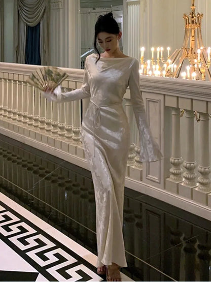 Vestidos de noche de otoño para mujer, ajustados, para boda, graduación, manga acampanada, cuello alto, estilo francés vintage, midi, novedad