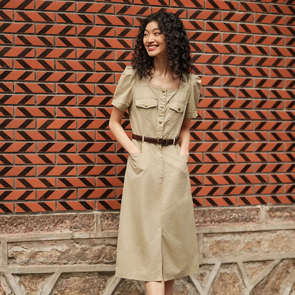 Vestido de verano para mujer, con escote cuadrado y abertura, estilo utilitario lavado con sal y aires vintage.