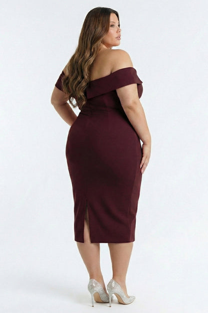 Plus Size Night Out Dress - Flower Corsage Side Detail Plus Size Midi Dress