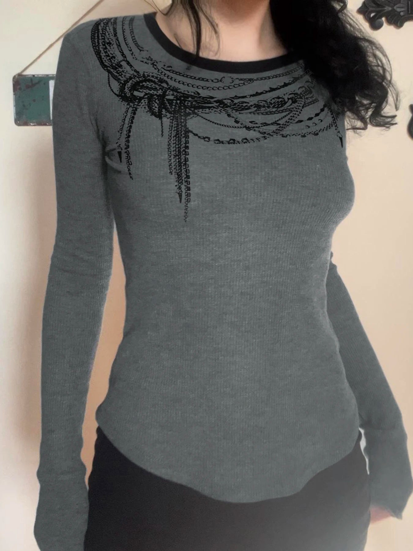 Blusas de manga larga con cuello redondo y estampado de cadena sólida para mujer, estilo gótico, punk, chic, moda de otoño, básicas y modernas.