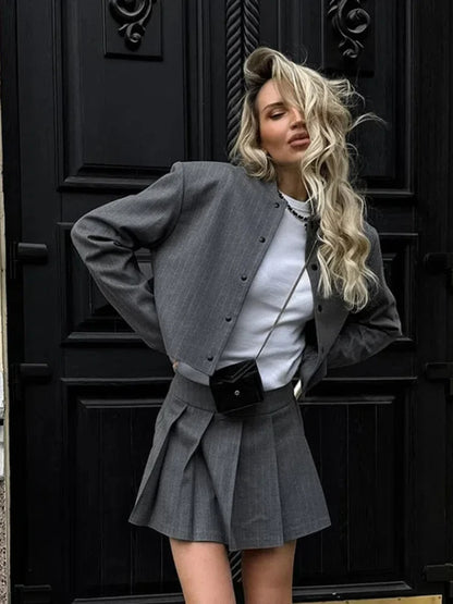 Conjunto de chaqueta y falda corta a rayas para mujer, traje informal de manga larga, abrigo y minifalda, conjuntos elegantes y chic en gris, ropa de calle