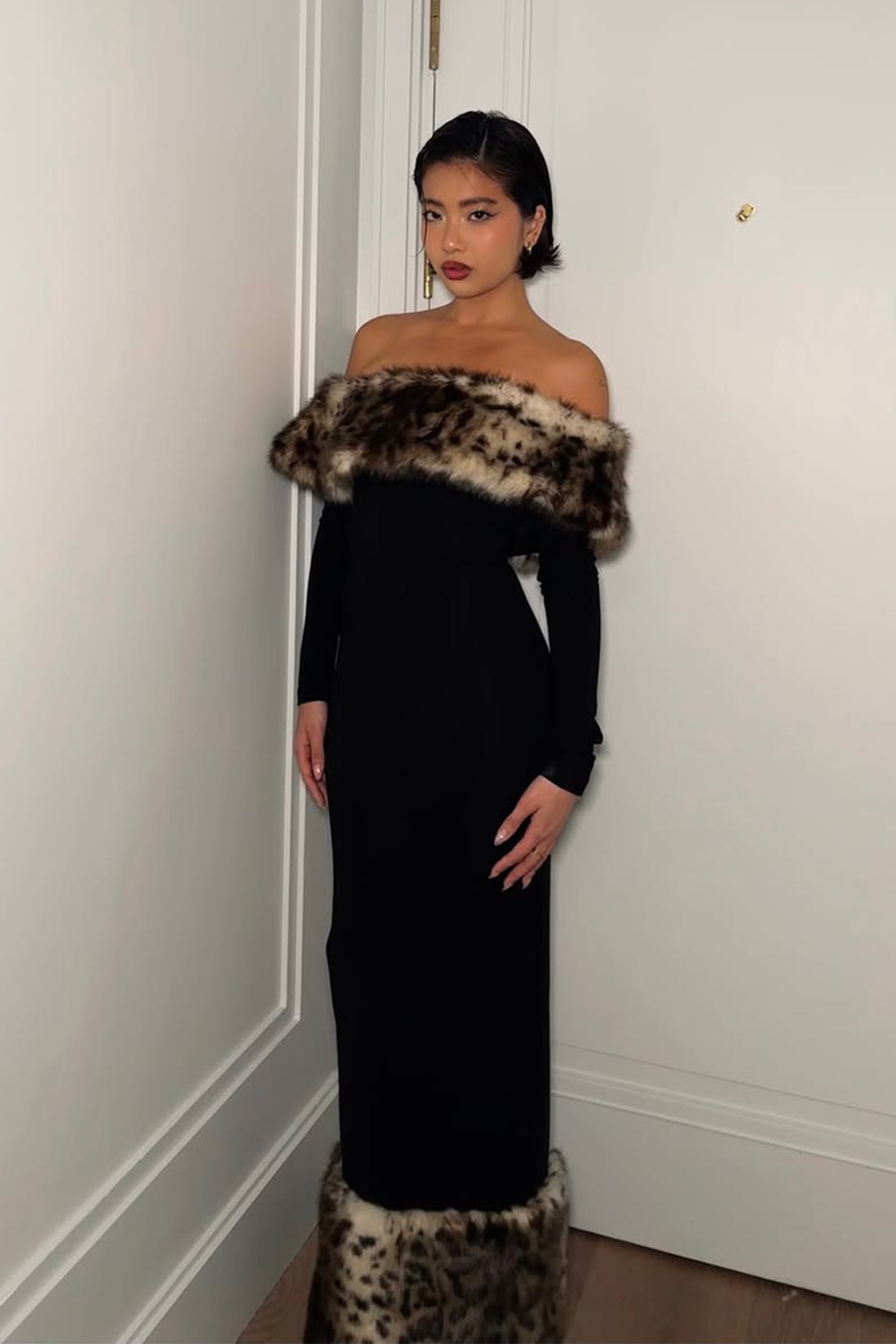 Vestido largo con hombros descubiertos y estampado de leopardo Hulda 