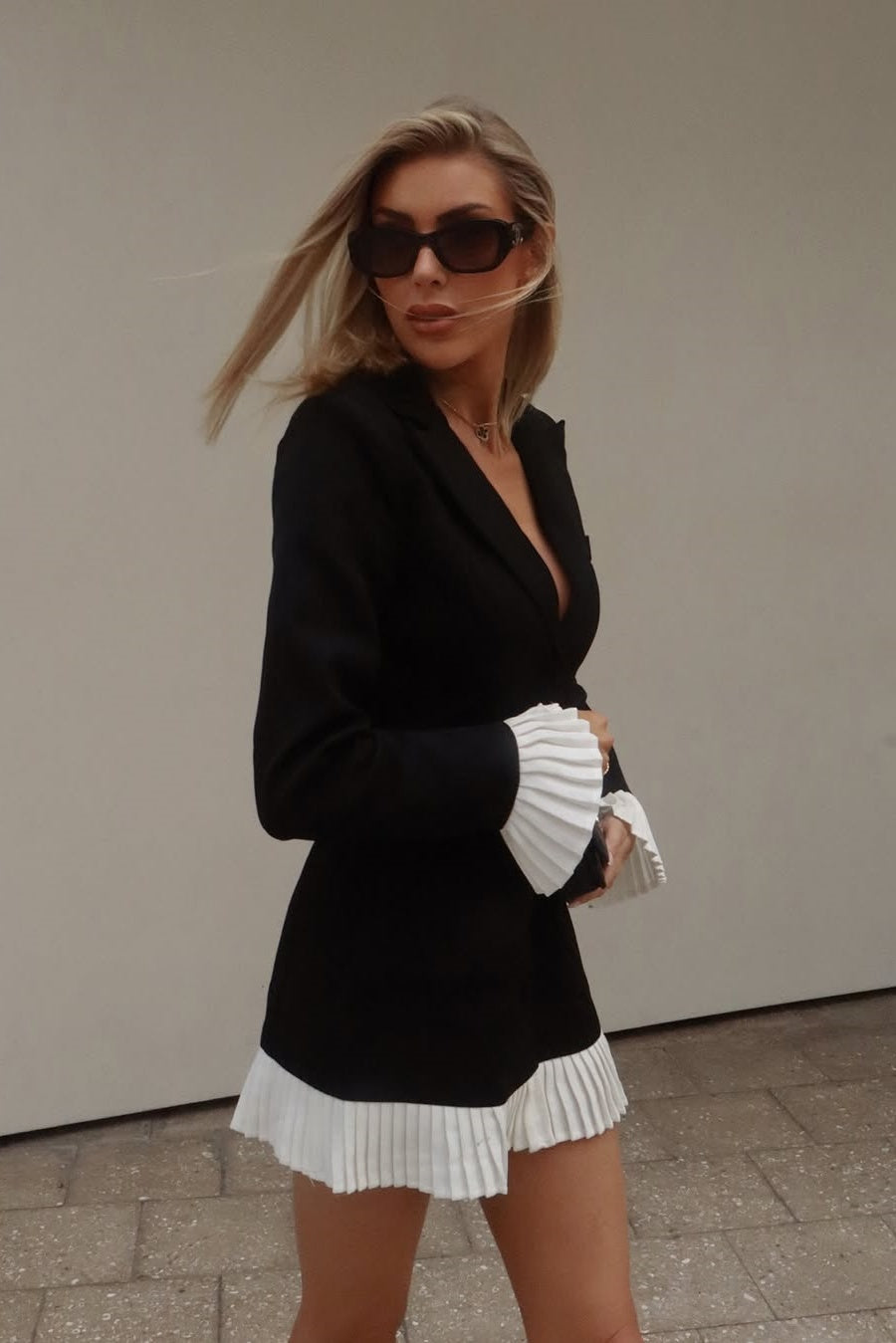 Vestido mini blazer plisado Renee 