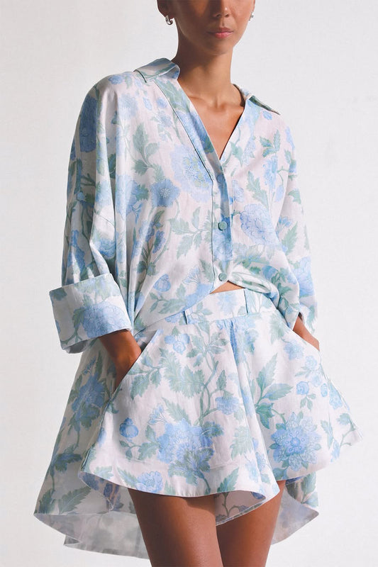 Conjunto de camisa y pantalones cortos con estampado floral de Sally 
