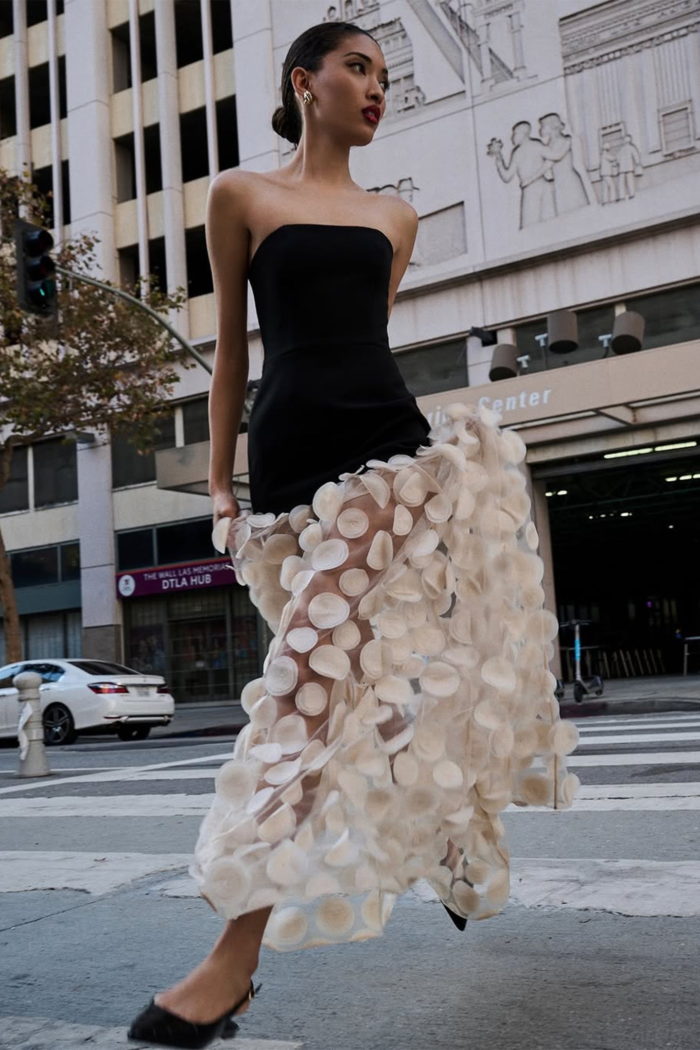 Vestido largo de tul transparente sin tirantes Irene 