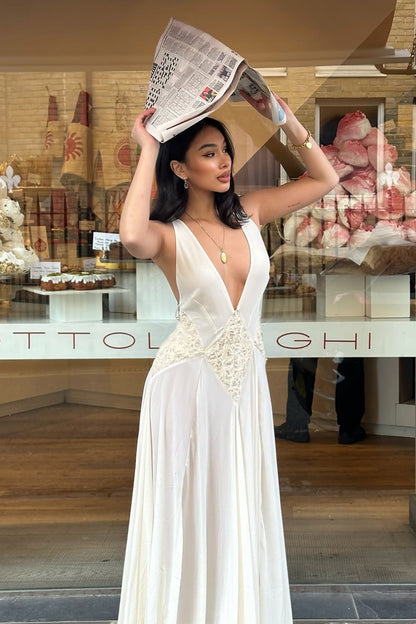 Vestido largo de gasa con escote pronunciado Cecilia 