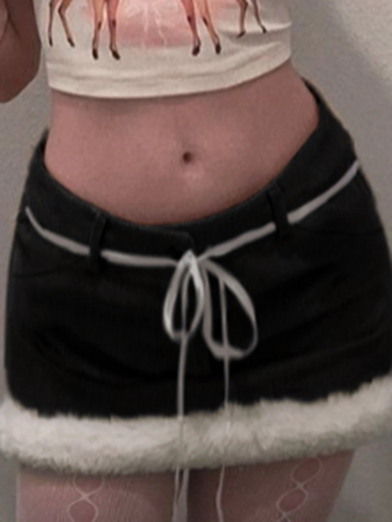 Minifalda negra Hotsweet para mujer, otoño, nueva ropa Y2k, falda de pana con lazo y ribete falso, combina con todo.