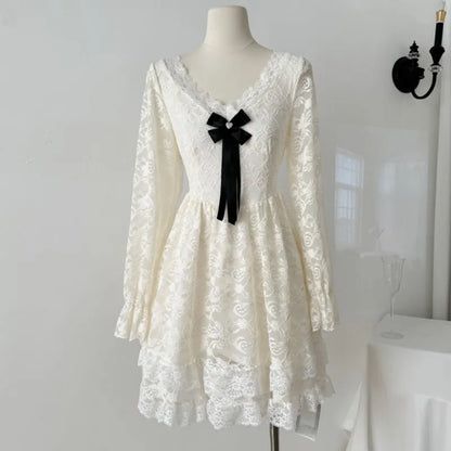 Elegantes minivestidos de encaje para mujer, cuello en V, manga larga, volantes, corte en A, otoño, nuevo, dulce, moda coreana, vestido de fiesta, vestidos femeninos