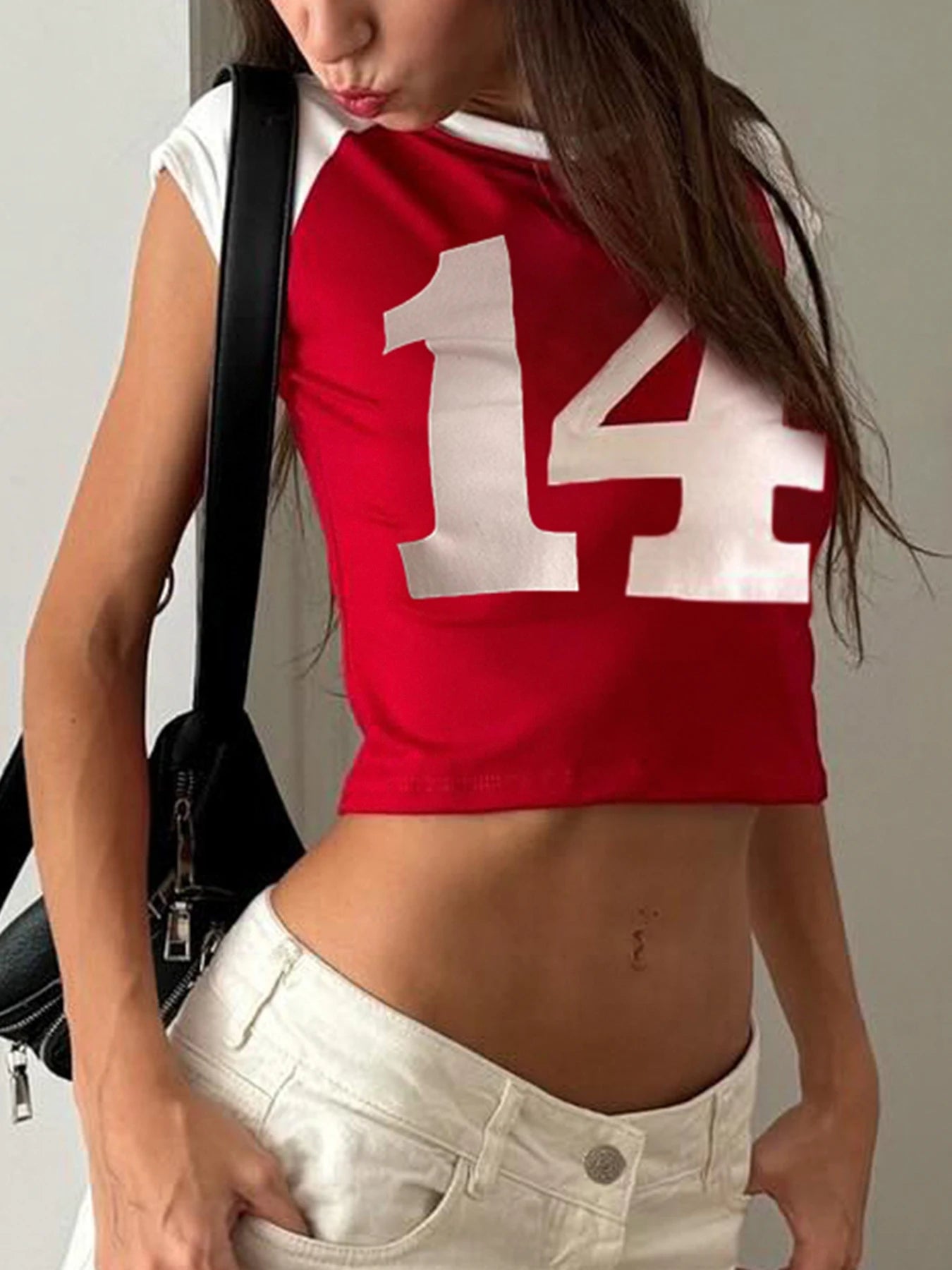 Camiseta informal retro navideña americana con estampado de letras y patchwork en contraste, camiseta deportiva de fútbol, cuello redondo, manga corta, top corto de verano