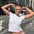 Camiseta de manga corta de verano estilo europeo y americano con parte superior de diamante caliente con letras, camiseta con interior ajustado para mujer