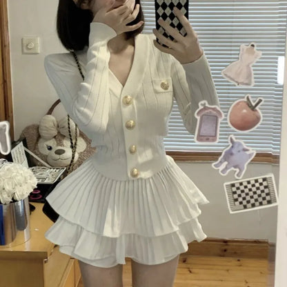 Conjunto de falda de dos piezas de punto de moda coreana de otoño para mujer, suéter informal de un solo pecho con cuello en V y minifalda con volantes, nuevos conjuntos Y2K
