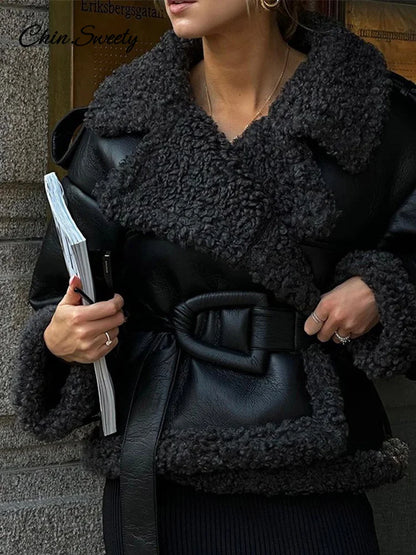 Abrigo de piel de oveja con parches vintage para mujer, chaqueta gruesa y cálida de manga larga con cordones y solapa, ropa de calle gruesa de invierno