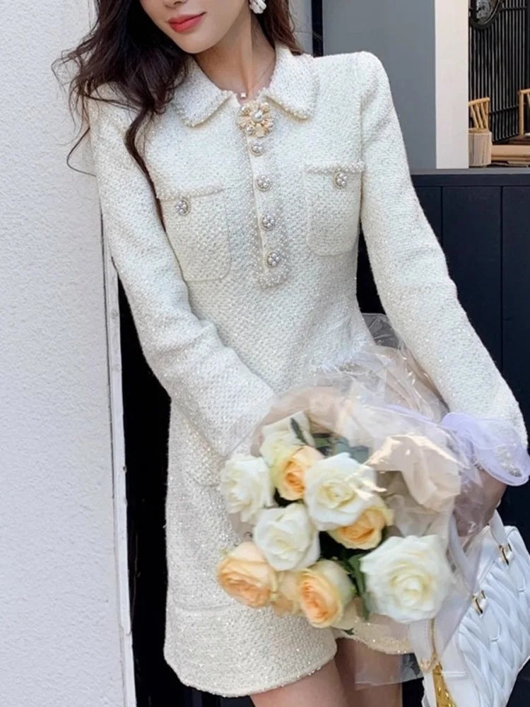Elegante vestido corto estilo europeo de tweed con solapa y botones de cuentas, manga larga, moda para mujer, primavera-verano 2025 (9896)