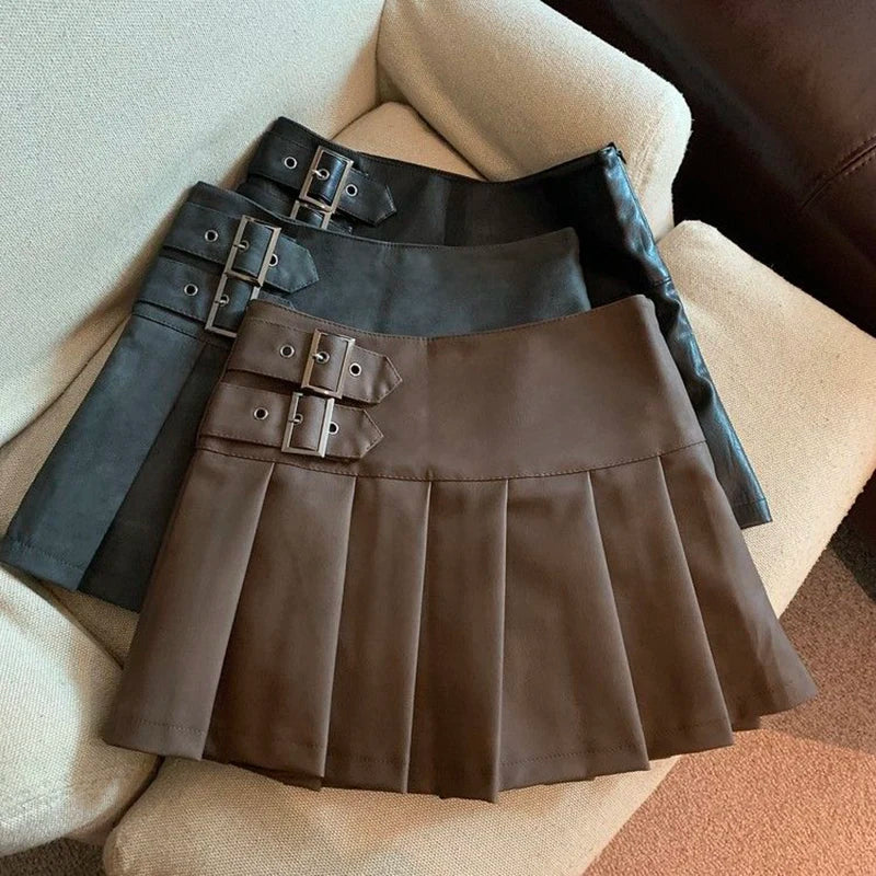 Minifaldas de piel sintética Y2K para mujer, estilo urbano, de cintura alta, plisadas, estilo vintage coreano, negras, ajustadas, informales, de corte A, tallas S-3XL