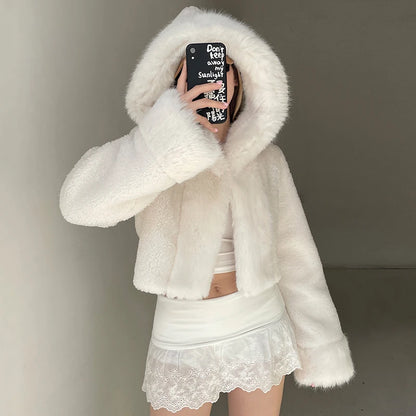 Abrigo con capucha de piel sintética para mujer, moda urbana, chaqueta de nieve blanca y esponjosa, prendas de vestir ajustadas y cálidas para invierno, conjuntos elegantes para dama.