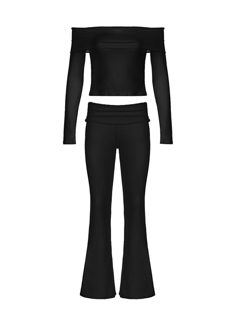 Conjunto de 2 piezas de camiseta y pantalón acampanado de manga larga con hombros descubiertos y fruncido para mujer