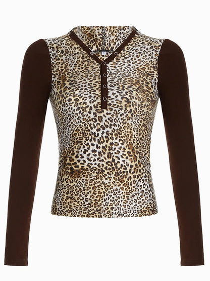 Camiseta con capucha y cuello en V con botones y estampado de leopardo, manga larga, patchwork en contraste, estilo retro americano Y2K, ropa estética para mujer