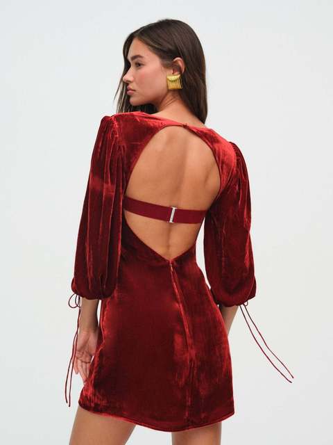 Elegante vestido de terciopelo de manga larga con agujeros para mujer, vestido de noche de fiesta sexy sin espalda, otoño/invierno 2025, nuevo vestido ajustado
