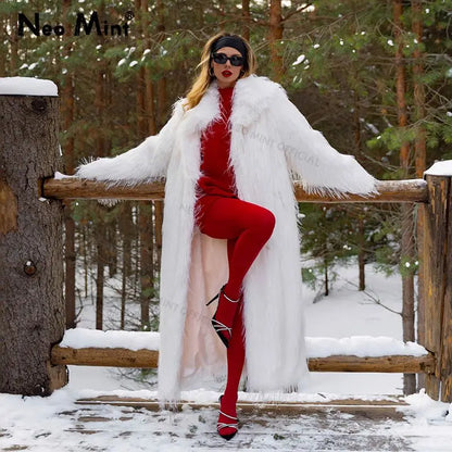 Abrigo largo de piel de pavo ecológico para mujer, chaqueta de piel sintética con borlas de lujo para invierno, abrigo grueso y cálido y esponjoso.